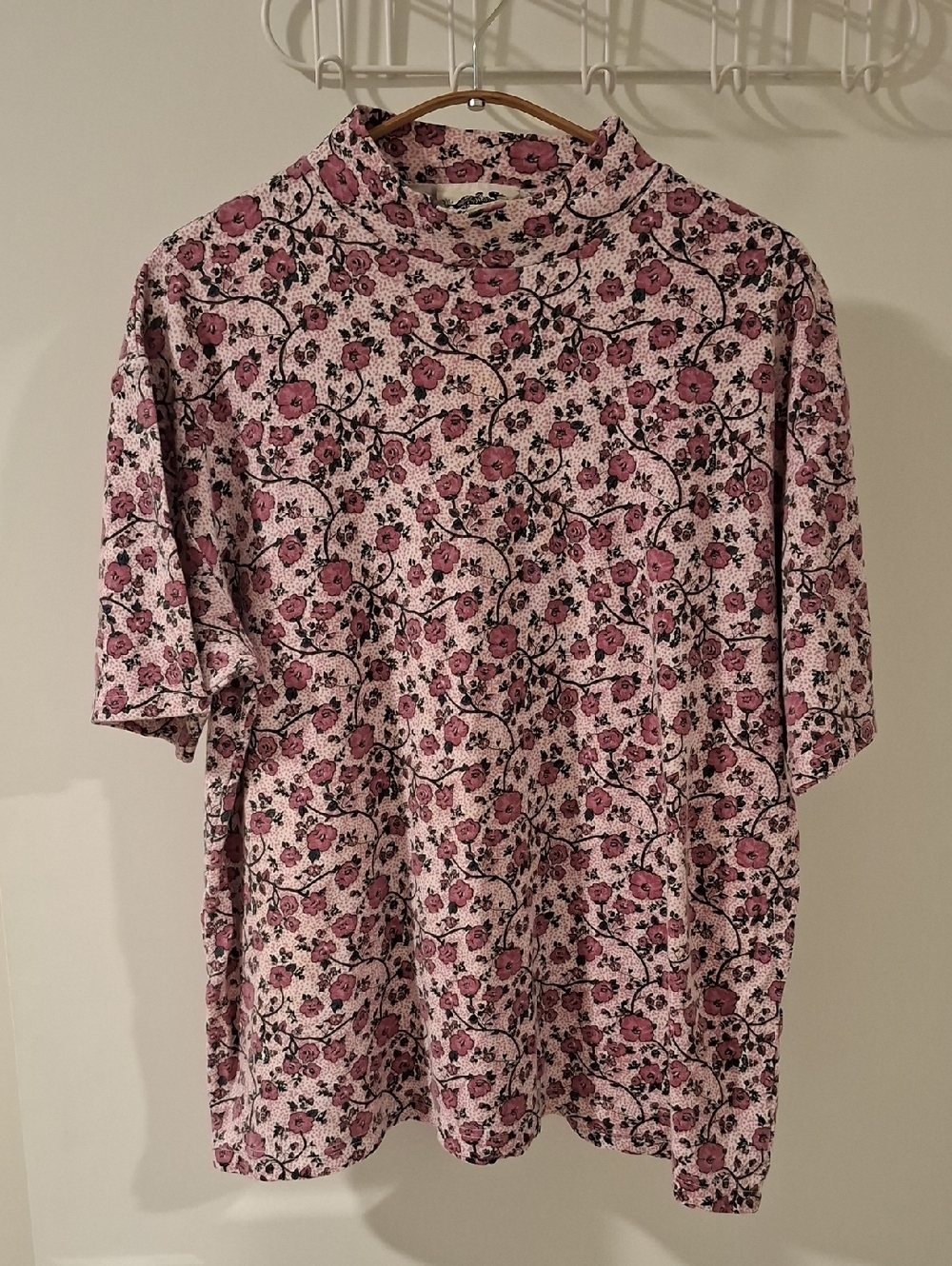 Vintage 90's Northern Reflections 100% Cotton Mockneck Pink Floral Top (Size L)
